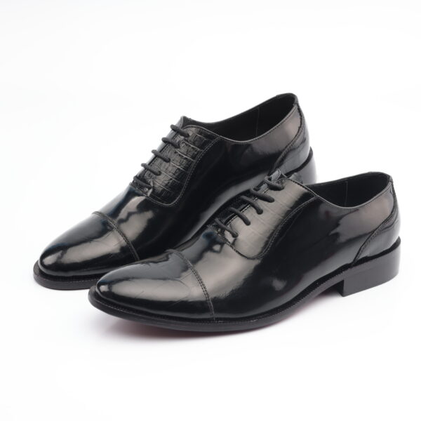 3003 ZAPATO AMARRAR CUERO RIVIERA (BRILLANTE) SUELA CUERO